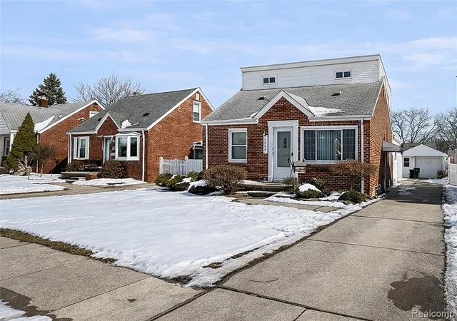 Homes for sale in Wyandotte, MI | 1459 22Nd St, Wyandotte, MI 48192 | MLS# 60970578