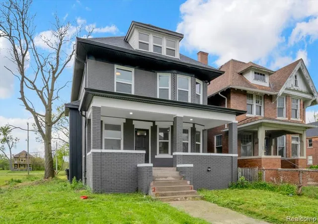 Photo 3 of Single family home for sale at 2181 Harding St, Detroit, MI 48214 3126 | MLS# 61025397 | Listing updated on 2026-08-29