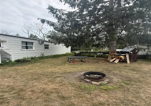 3rd image of 1383 W Palmer Ave, Baldwin, MI 49304 | MLS# 70554436