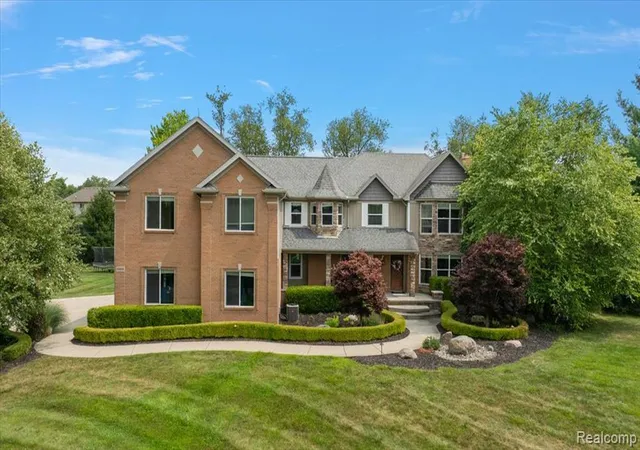 2nd image of 62650 Mound Rd, Washington, MI 48094 | MLS# 61022282