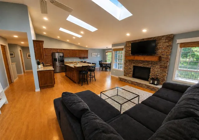 5th image of 45 Browning Dr, Shelbyville, MI 49344 | MLS# 70541642