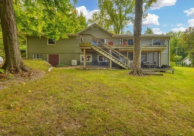 1st image of 45417 15th Ave, Bloomingdale, MI 49026 | MLS# 70523930