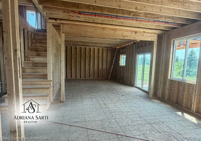 Photo 5 of Single family home for sale at 35029 Cygnet Cir, Richmond, MI 48062 | MLS# 61010810 | Listing updated on 2026-07-16