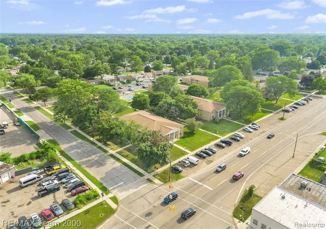 Photo 2 of Condo for sale at 26305 W 7 Mile Rd #101, Redford, MI 48240 | MLS# 61013976 | Listing updated on 2026-08-20