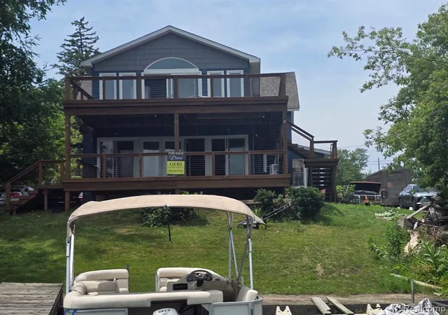 4th image of 16185 Seymour Rd, Linden, MI 48451 9775 | MLS# 61006941