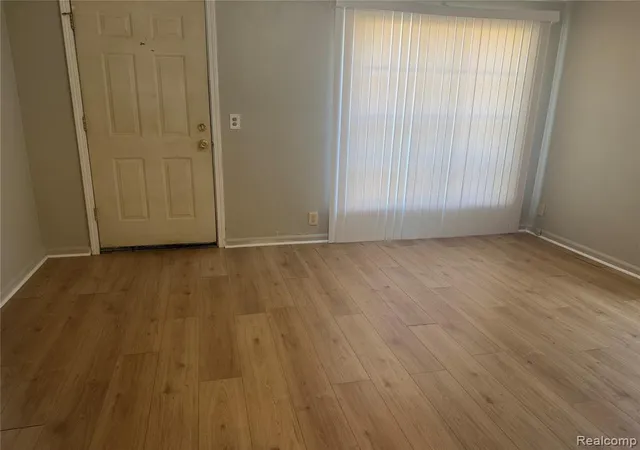 Photo 2 of Single family home for sale at 26653 Oakland St, Inkster, MI 48141 1801 | MLS# 61025151 | Listing updated on 2026-08-28
