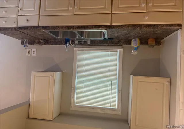 Photo 3 of Single family home for sale at 26653 Oakland St, Inkster, MI 48141 1801 | MLS# 61025151 | Listing updated on 2026-08-28