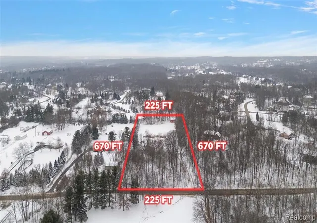 Homes for sale in Milford, MI | 700 W Maple Rd, Milford, MI 48381 | MLS# 60998527