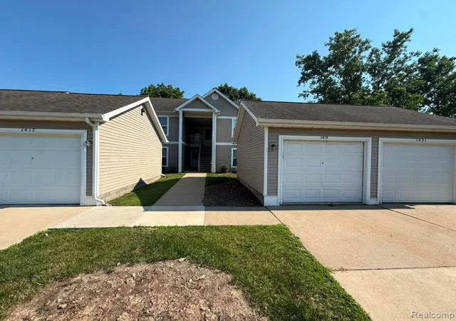 Homes for sale in Ann Arbor, MI | 1421 Heatherwood Ln, Ann Arbor, MI 48108 | MLS# 61011156