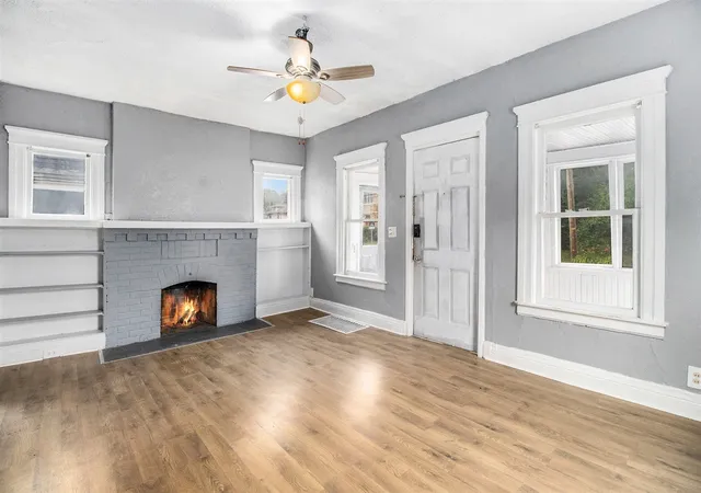 Photo 3 of Sale Pending at 1850 S Burdick St, Kalamazoo, MI 49001 | MLS# 70480594 | Listing updated on 2026-09-10