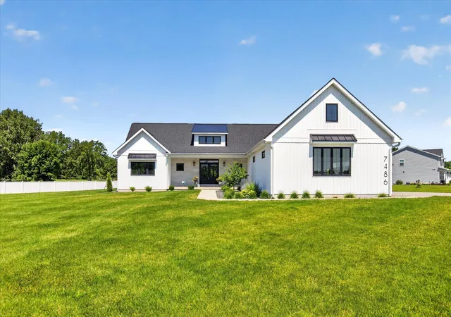 3rd image of 7486 Michigan Rd, Bay City, MI 48706 | MLS# 50214592