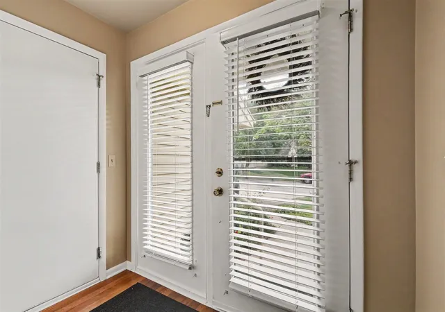 Photo 3 of Condo for sale at 2759 Mulford Dr, Grand Rapids, MI 49546 | MLS# 70550535 | Listing updated on 2026-09-14