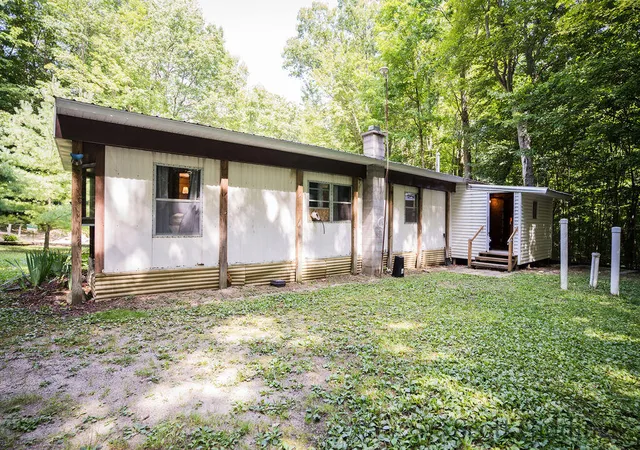 4th image of 3750 N Hillman Rd, Lakeview, MI 48850 | MLS# 70553753