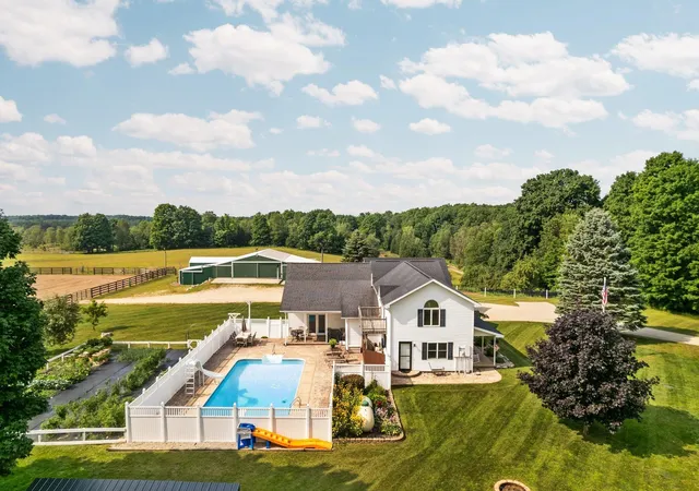 5th image of 8382 Sw Hudson Rd, Fife Lake, MI 49633 | MLS# 80072137