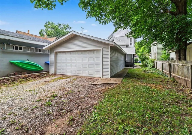 15th image of 531 Fairview Ave, Manistee, MI 49660 | MLS# 70551569
