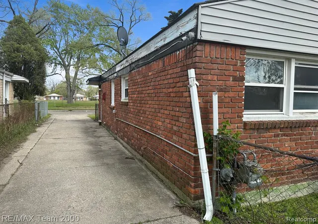 5th image of 20493 Ilene St, Detroit, MI 48221 | MLS# 60991850