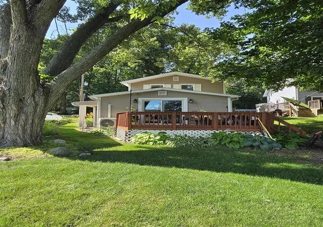 Homes for sale in Jerome, MI | 9621 Lakeview Dr, Jerome, MI 49249 | MLS# 70542504