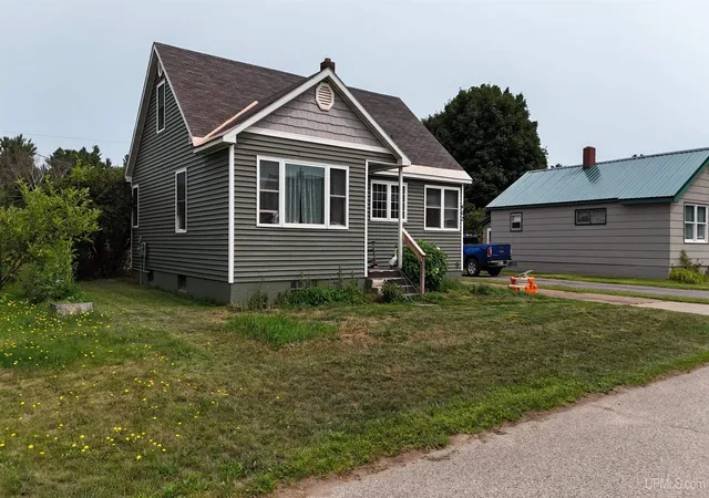 Photo 1 of Single family home for sale at 402 Nicholas Ave, Palmer, MI 49871 | MLS# 50218285 | Listing updated on 2026-08-28