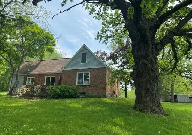 Homes for sale in Grass Lake, MI | 16683 Winters Rd, Grass Lake, MI 49240 | MLS# 70535088
