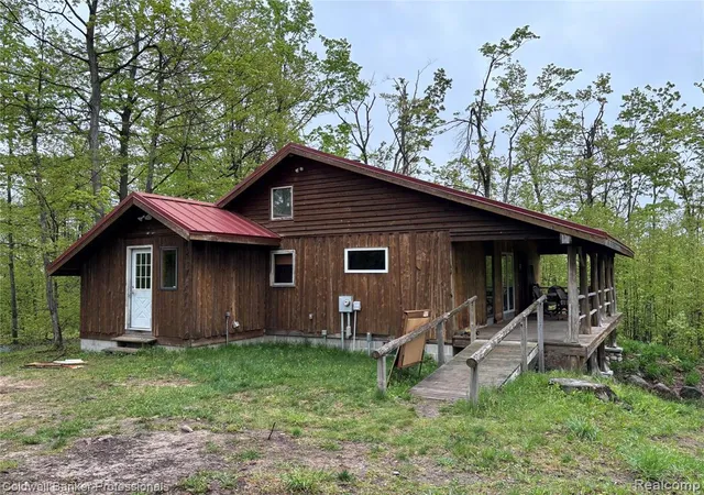 Homes for sale in Boyne Falls, MI | 11560 Ashman Hill Rd, Boyne Falls, MI 49713 | MLS# 60997692