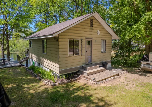 Photo 2 of Single family home for sale at 661 Connie Dr, Lake, MI 48632 | MLS# 50212499 | Listing updated on 2026-09-10