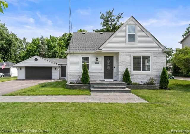 Homes for sale in Shelby Township, MI | 8316 Speedway Dr, Shelby Township, MI 48317 | MLS# 61007260