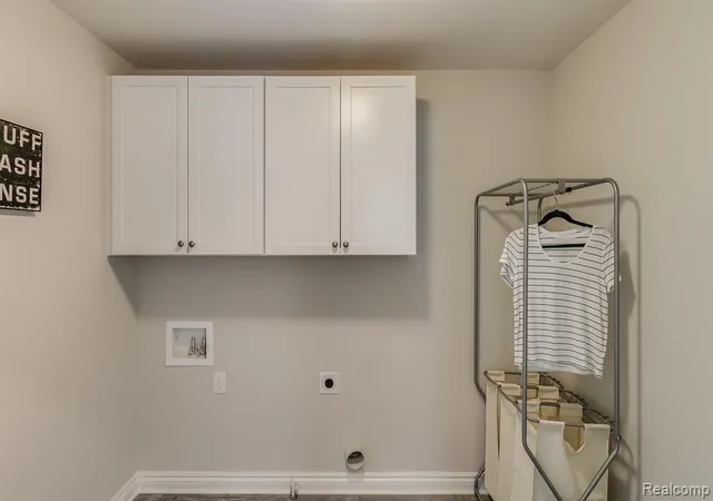 18th image of 6439 Tarr Rd, Pittsfield, MI 48197 | MLS# 61011058