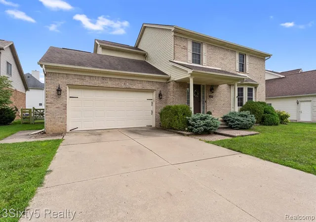 Photo 2 of Sale Pending at 14392 Canterbury Ln, Monroe, MI 48161 9591 | MLS# 61024076 | Listing updated on 2026-09-21