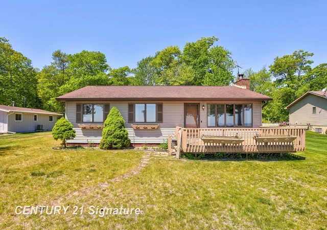 Homes for sale in Au Gres, MI | 2691 Rumsey Rd, Au Gres, MI 48703 | MLS# 50210643