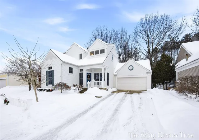 2nd image of 17743 Cobblefield Ln, Spring Lake, MI 49456 | MLS# 70507825