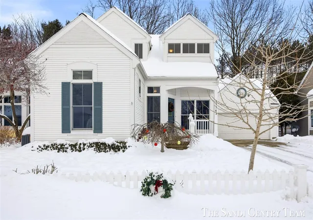 3rd image of 17743 Cobblefield Ln, Spring Lake, MI 49456 | MLS# 70507825