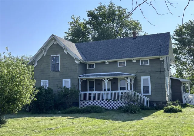Homes for sale in Milan, MI | 10785 Hitchingham Rd, Milan, MI 48160 | MLS# 70535806