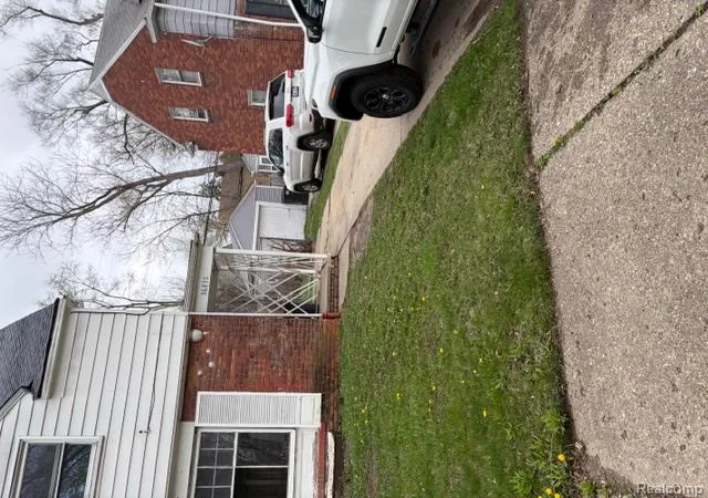 6th image of 16835 Evergreen Rd, Detroit, MI 48219 | MLS# 60983965