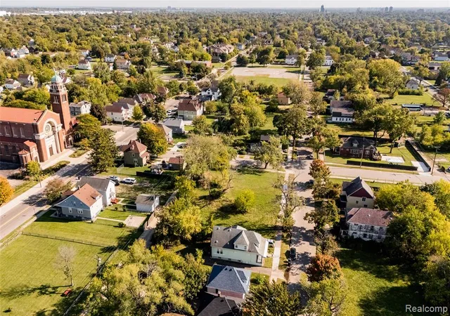 Photo 4 of Land for sale at 5900 Belvidere St, Detroit, MI 48213 | MLS# 60943286 | Listing updated on 2025-11-17