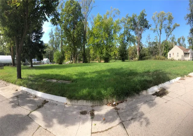 3rd image of 14807 Burgess, Detroit, MI 48223 | MLS# 30770995