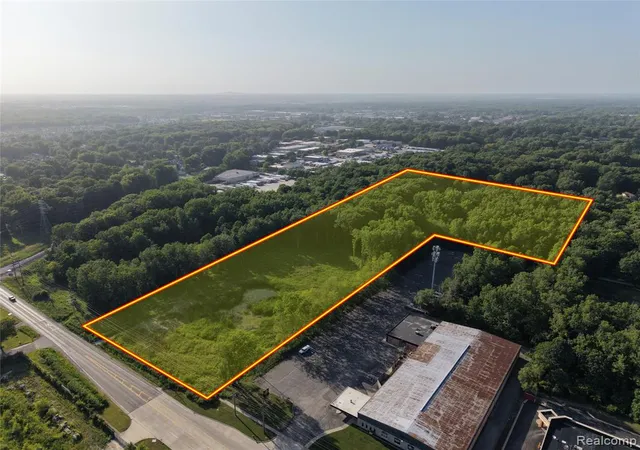 4th image of 37600 Cherry Hill Rd, Westland, MI 48185 | MLS# 61008197