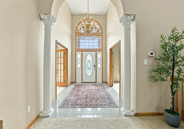 Photo 2 of Single family home for sale at 460 Buckshot Dr, Grandville, MI 49418 | MLS# 70546993 | Listing updated on 2026-08-17