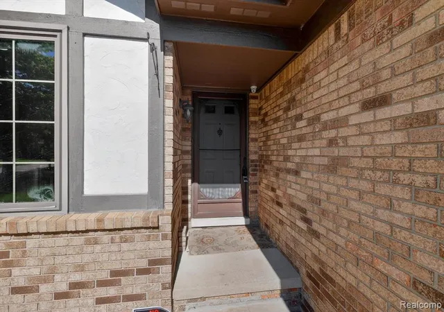 2nd image of 43325 Nebel Trl, Clinton Township, MI 48038 2465 | MLS# 61002399