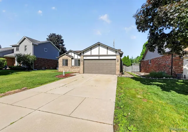 48th image of 43325 Nebel Trl, Clinton Township, MI 48038 2465 | MLS# 61002399