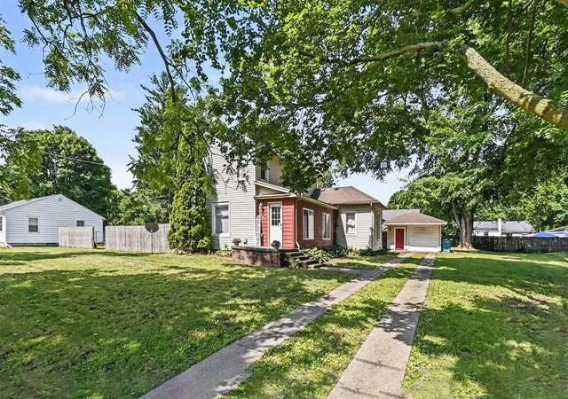 Homes for sale in Charlotte, MI | 412 Merritt St, Charlotte, MI 48813 | MLS# 70540908