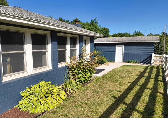 Photo 2 of Single family home for sale at 87 State M35 Hwy, Negaunee, MI 49866 | MLS# 50220277 | Listing updated on 2026-08-31
