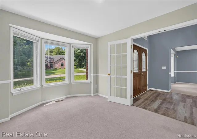 5th image of 9610 Forest Ridge Dr, Clarkston, MI 48348 | MLS# 61008094