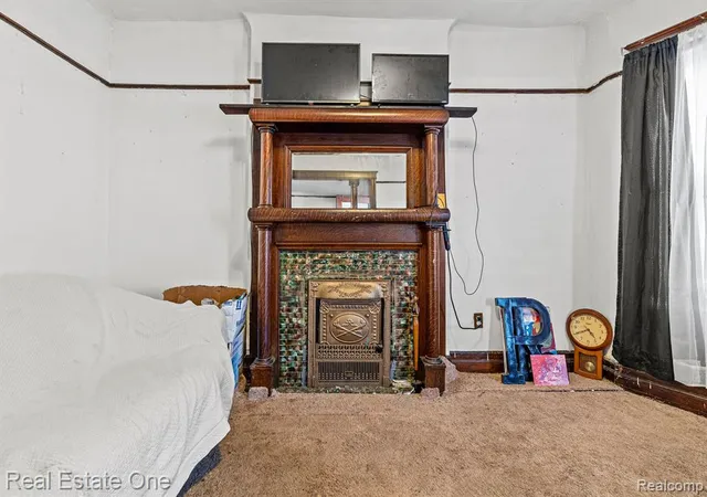 3rd image of 1821 Helen St, Detroit, MI 48207 | MLS# 60386080