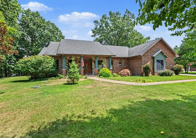 Photo 4 of Single family home for sale at 1653 Fairview Dr, Allegan, MI 49010 | MLS# 70549173 | Listing updated on 2026-08-26