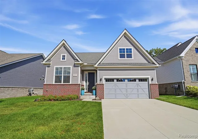 1st image of 5537 Helmsdale Blvd, West Bloomfield, MI 48322 | MLS# 61023010