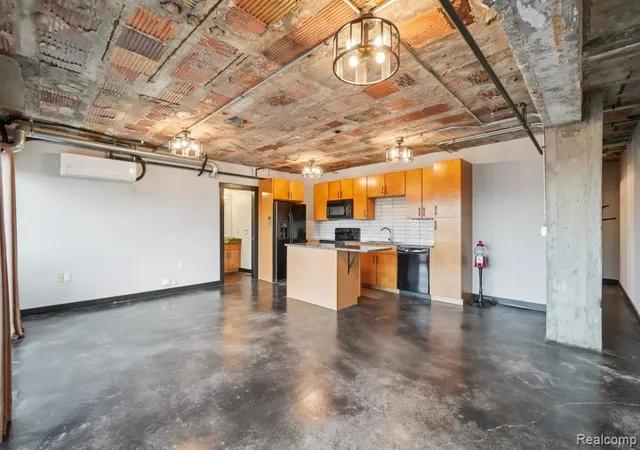 5th image of 2915 John R St, Detroit, MI 48201 | MLS# 60962806