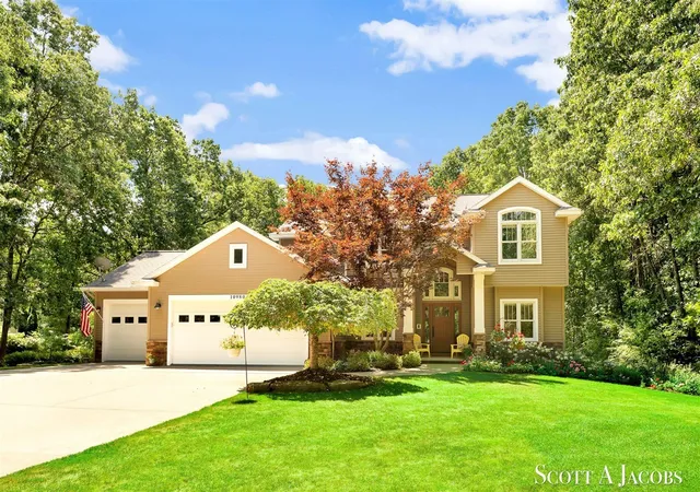 2nd image of 10980 Sandy Oak Trl, Cedar Springs, MI 49319 | MLS# 70554053