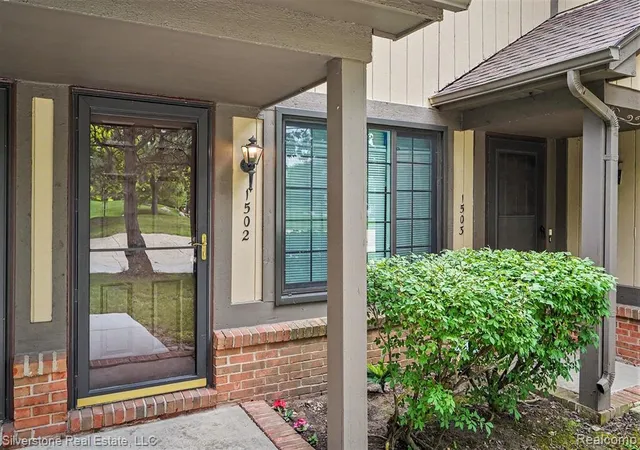 Photo 3 of Condo for sale at 1502 Meadow Side Dr, Rochester Hills, MI 48307 3079 | MLS# 61010110 | Listing updated on 2026-09-10