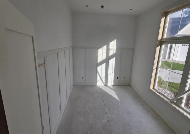 4th image of 1500 Poppy Point Dr, Jenison, MI 49428 | MLS# 70541409