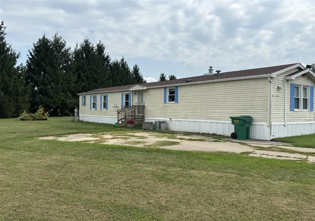 Photo 2 of Single family home for sale at 600 14th Street, Three Rivers, MI 49093 | MLS# 70550702 | Listing updated on 2026-08-06